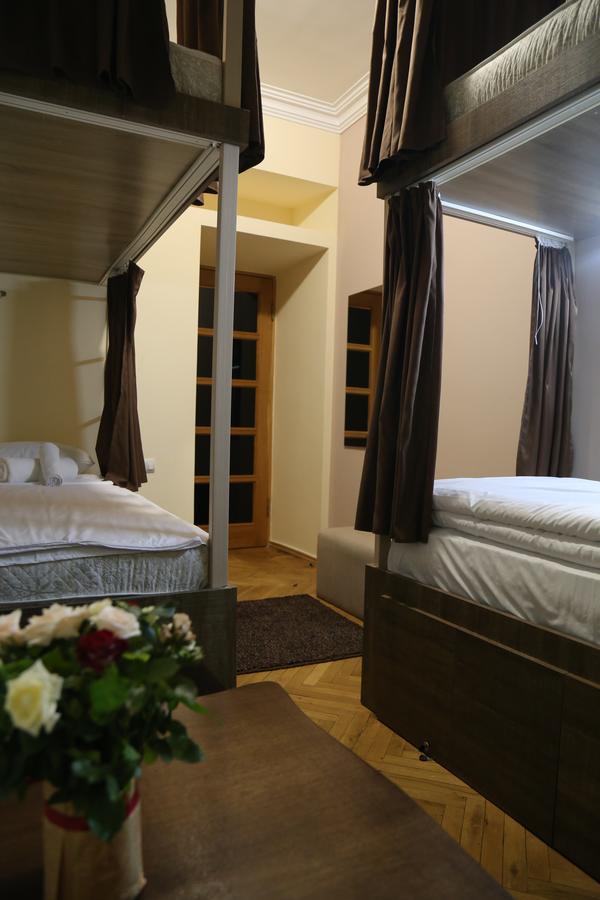 יירבאן Magnolia Hostel מראה חיצוני תמונה